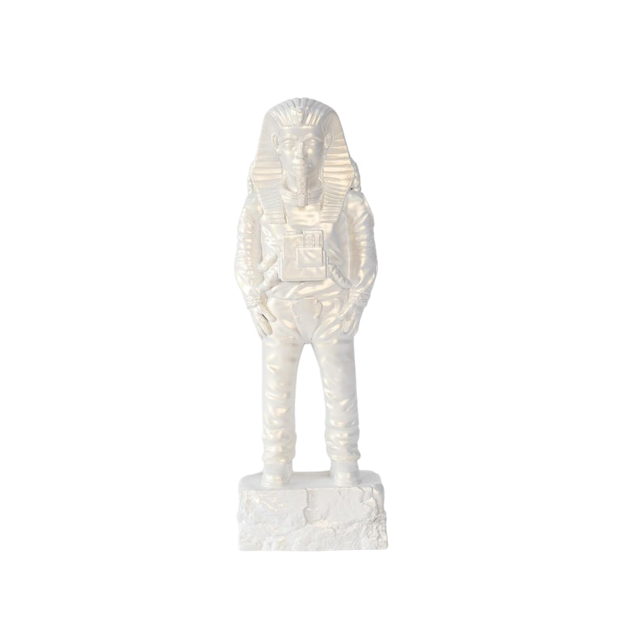 XL Ancient Astronaut Tutankhamun (Pearl White)